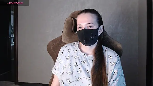 ZlatoslavaLo online show from 12-01-25, 06:18