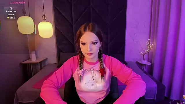 Iris Fresh online show from 11-07-25, 08:42