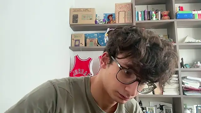 ldekfeklfmkemfk online show from 11-04-25, 08:57