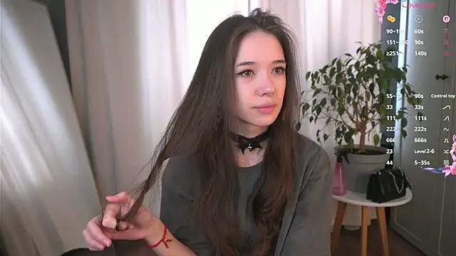 Snapshot of tinyanie chatting on 02-06-26, 06:07 tinyanie online show from 02-06-26, 06:07