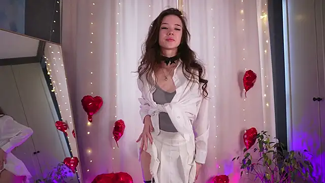 Snapshot of tinyanie chatting on 02-15-26, 07:05 tinyanie online show from 02-15-26, 07:05