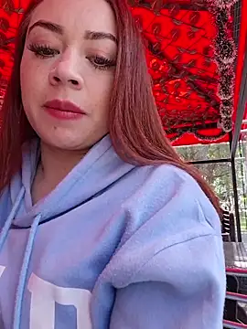 Snapshot of scarlett_leblanc_ chatting on 11-29-25, 02:31 scarlett leblanc online show from 11-29-25, 02:31