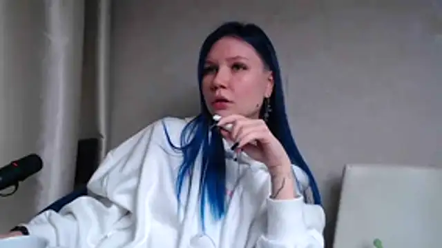 Snapshot of FatalFlirt chatting on 10-30-25, 05:57 FatalFlirt online show from 10-30-25, 05:57