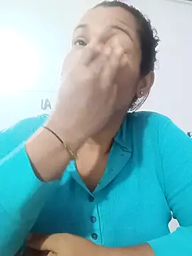 Snapshot of Samaraa_Lee chatting on 11-08-25, 11:32 Samaraa Lee online show from 11-08-25, 11:32