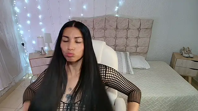 iriina hotbusty online show from 11-18-25, 10:36