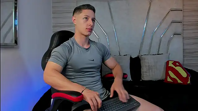 MAXTHOMSON online show from 11-08-25, 11:14