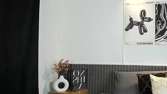 Cloe Bonne online show from 11-21-25, 09:46