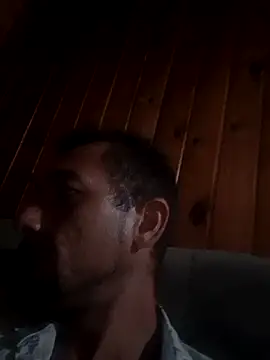 Guilherme30oliv online show from 03-01-26, 04:25