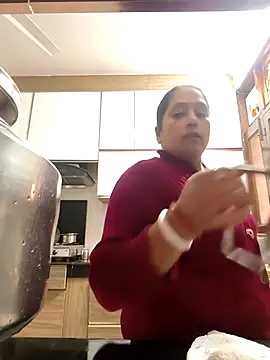 Snapshot of Hot-Sana2 chatting on 11-09-25, 05:28 Hot-Sana2 online show from 11-09-25, 05:28