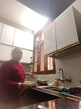 Snapshot of Hot-Sana2 chatting on 11-10-25, 05:50 Hot-Sana2 online show from 11-10-25, 05:50