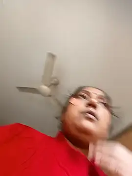 Snapshot of Hot-Sana2 chatting on 11-18-25, 05:45 Hot-Sana2 online show from 11-18-25, 05:45