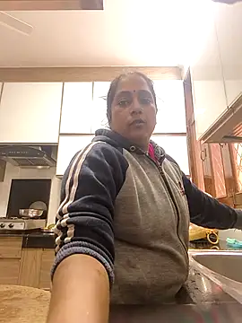 Snapshot of Hot-Sana2 chatting on 11-24-25, 06:57 Hot-Sana2 online show from 11-24-25, 06:57