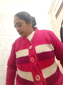 Snapshot of Hot-Sana2 chatting on 12-05-25, 04:21 Hot-Sana2 online show from 12-05-25, 04:21