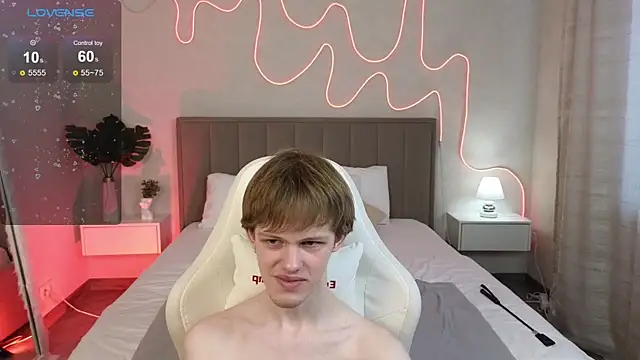 Fakeangel87 online show from 11-12-25, 04:35