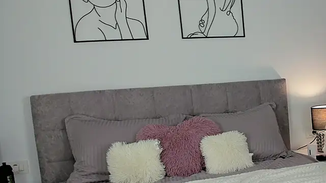 Ginny Joy online show from 11-28-25, 05:10