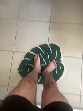 Snapshot of n0tf0und chatting on 11-09-25, 05:33 n0tf0und online show from 11-09-25, 05:33