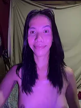 Snapshot of bellaUtops chatting on 07-01-26, 08:16 bellaUtops online show from 07-01-26, 08:16