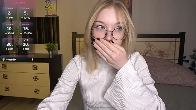 ShanelTunon online show from 11-14-25, 08:07