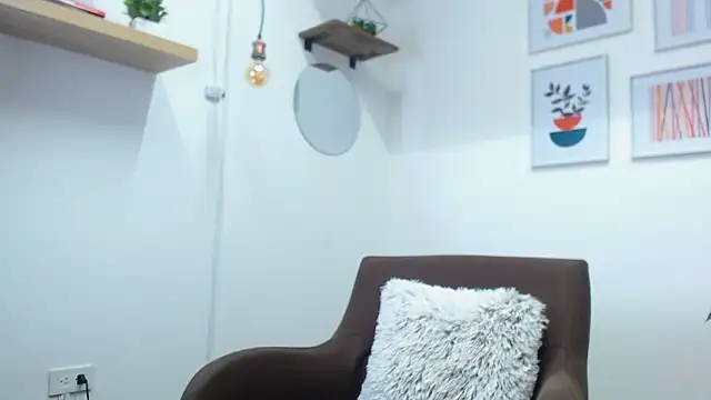 Lauryn Jones online show from 02-20-26, 07:14