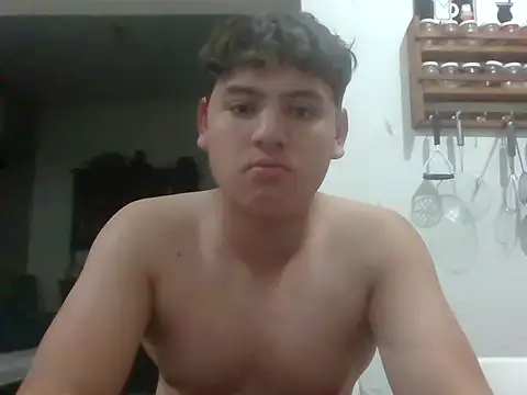 Myboy0020 online show from 11-21-25, 04:22