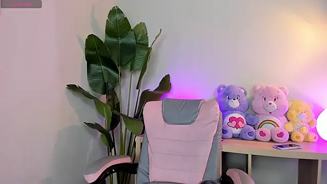 Snapshot of judaline_ chatting on 11-11-25, 12:49 judaline online show from 11-11-25, 12:49