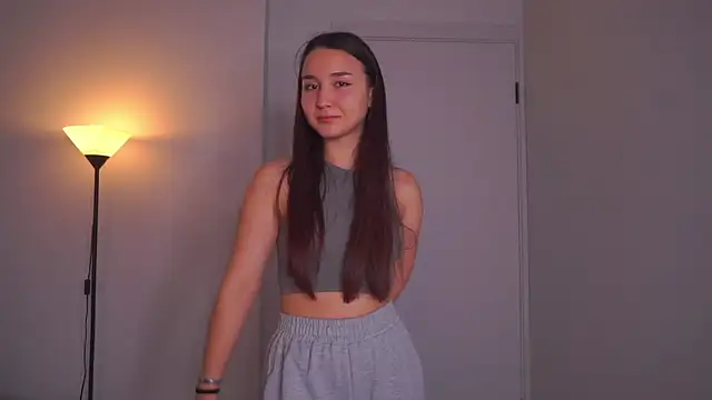 Snapshot of StephaniMulac chatting on 11-01-25, 04:14 StephaniMulac online show from 11-01-25, 04:14