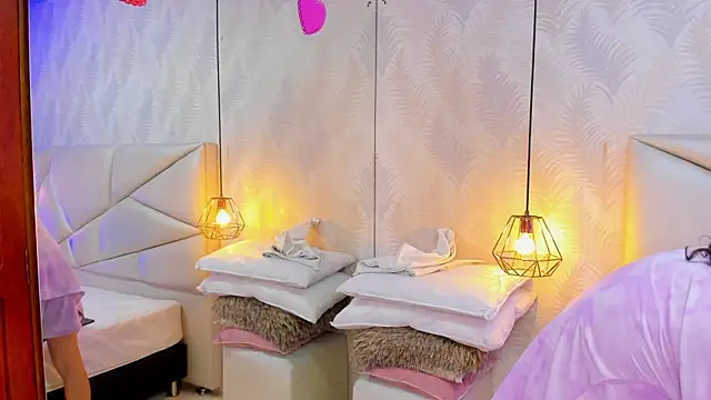 laurettedela rouse online show from 12-03-25, 10:57