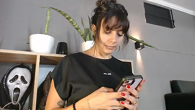 mickystrumia23 online show from 02-03-26, 07:08