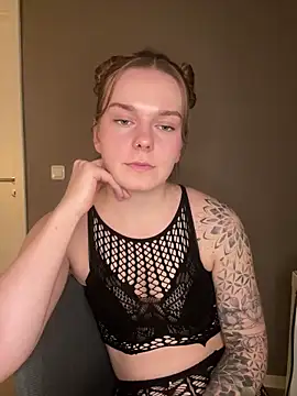 LisaFreierxx online show from 02-24-26, 10:30