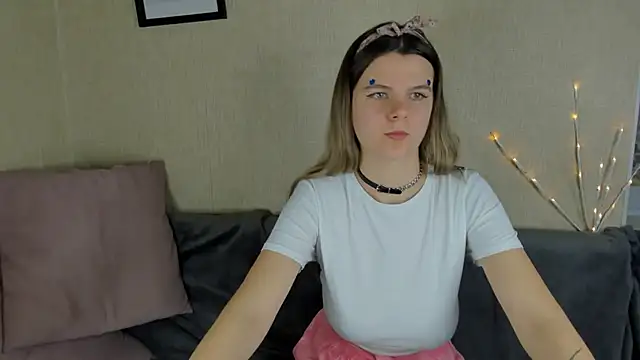 Zorianaa online show from 11-22-25, 09:25