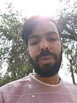 Snapshot of loveart007 chatting on 02-21-26, 06:47 loveart007 online show from 02-21-26, 06:47