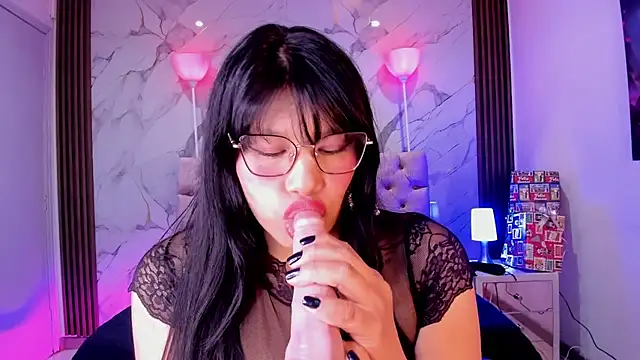 EsmeraldaChantre online show from 01-12-26, 11:48