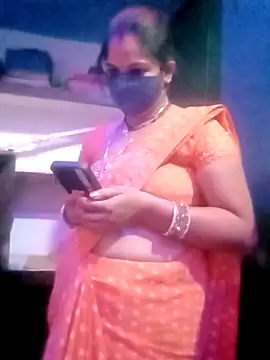 Snapshot of Hotsexy_bhabhiji chatting on 11-04-25, 04:39 Hotsexy bhabhiji online show from 11-04-25, 04:39