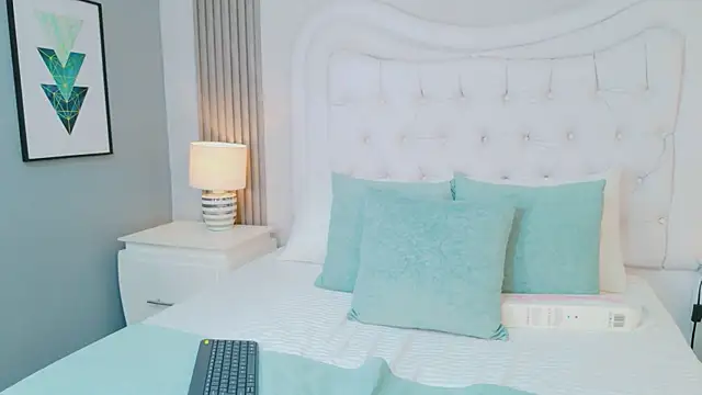 ScarlettPetrova online show from 03-24-26, 11:59