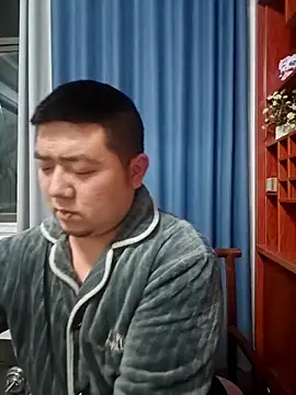 Snapshot of BPTT001 chatting on 12-16-25, 11:59 BPTT001 online show from 12-16-25, 11:59