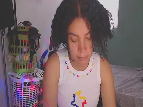 Snapshot of shayna_cute chatting on 07-03-26, 10:27 shayna cute online show from 07-03-26, 10:27