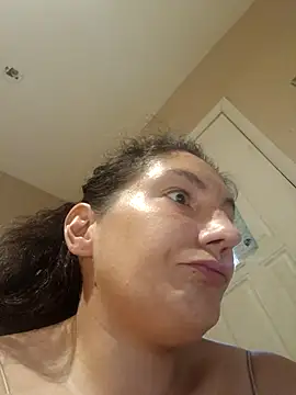 Snapshot of Angelbabyblows chatting on 11-02-25, 11:07 Angelbabyblows online show from 11-02-25, 11:07