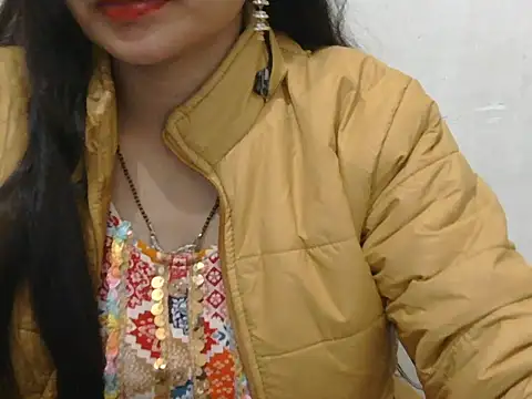 Snapshot of Sneha_lovely01 chatting on 12-17-25, 04:24 Sneha lovely01 online show from 12-17-25, 04:24