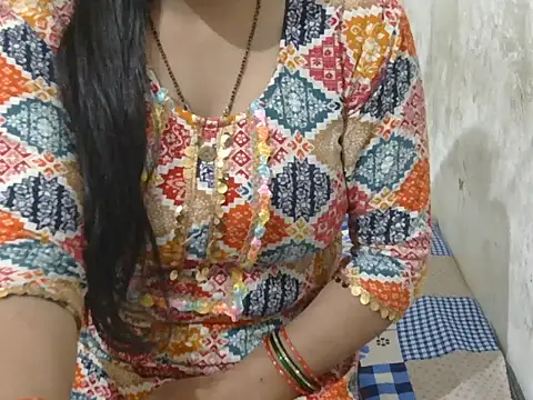 Snapshot of Sneha_lovely01 chatting on 02-13-26, 05:09 Sneha lovely01 online show from 02-13-26, 05:09