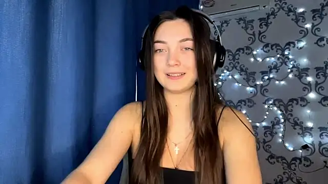 TwotyBright online show from 12-23-25, 08:01