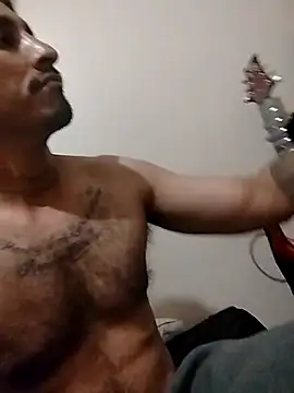 m8je online show from 11-02-25, 01:57