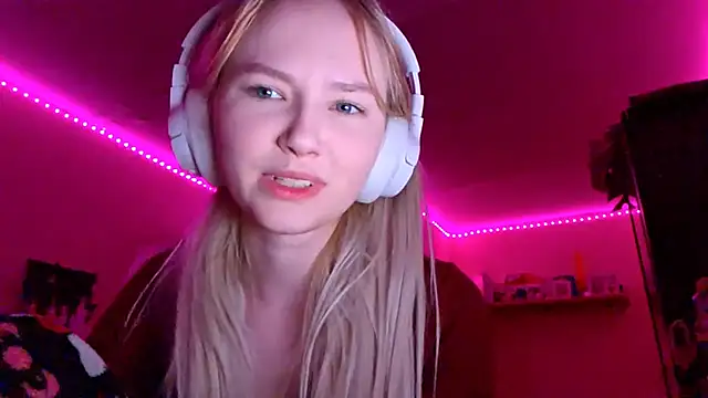 KarinRobertson online show from 11-21-25, 06:50