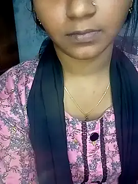 Snapshot of Neha533 chatting on 11-13-25, 05:34 Neha533 online show from 11-13-25, 05:34