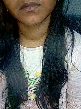 Snapshot of Neha533 chatting on 11-16-25, 06:35 Neha533 online show from 11-16-25, 06:35