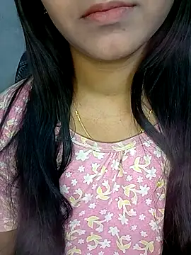 Snapshot of Neha533 chatting on 11-22-25, 08:41 Neha533 online show from 11-22-25, 08:41