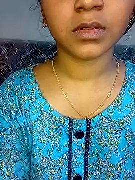 Snapshot of Neha533 chatting on 12-01-25, 08:58 Neha533 online show from 12-01-25, 08:58