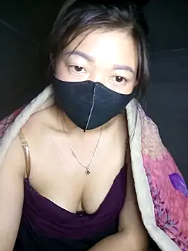 Snapshot of Mami_xxx chatting on 12-03-25, 12:58 Mami xxx online show from 12-03-25, 12:58