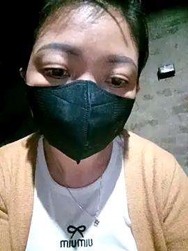 Snapshot of Mami_xxx chatting on 12-04-25, 11:13 Mami xxx online show from 12-04-25, 11:13