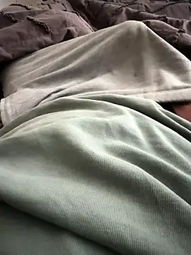 Snapshot of adamblunt59 chatting on 01-09-26, 01:19 adamblunt59 online show from 01-09-26, 01:19