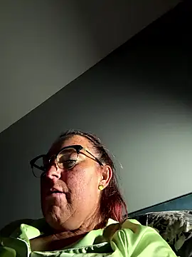 Angel-LinaX online show from 01-17-26, 10:57